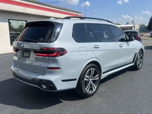 Used 2024 BMW X7 xDrive40i w/ M Sport Package AWD/4WD image 5