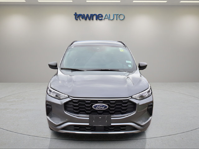 Used 2023 Ford Escape ST-Line w/ Tech Pack #1 AWD/4WD image 8
