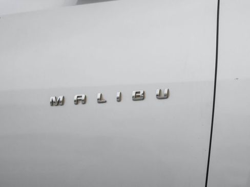 Used 2020 Chevrolet Malibu LT image 54