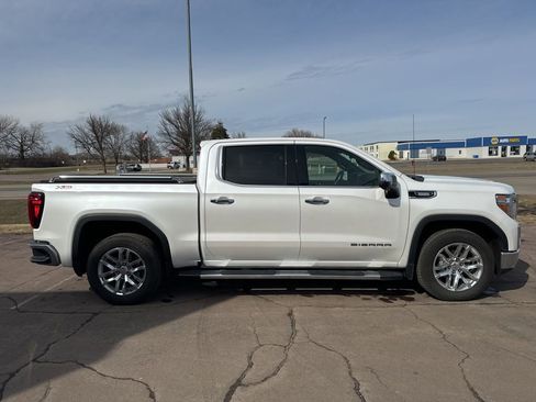 Used 2021 GMC Sierra 1500 SLT w/ SLT Convenience Package image 6