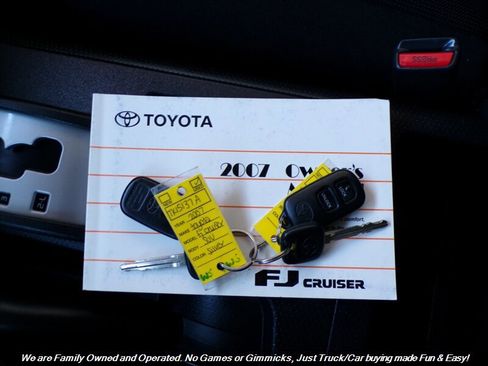 Used 2007 Toyota FJ Cruiser 4WD image 41
