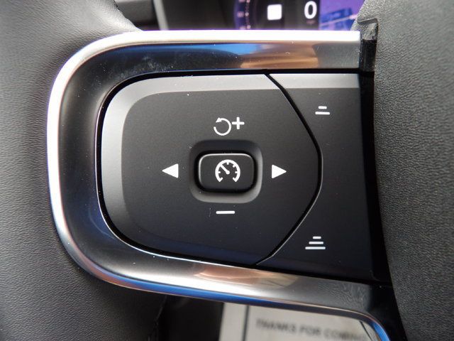 Certified 2024 Volvo XC40 B5 Plus w/ Climate Package AWD/4WD image 19