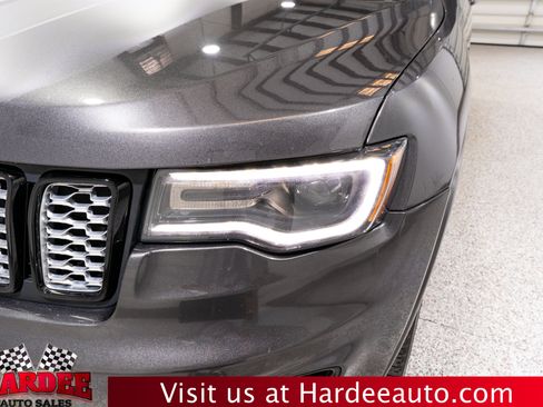 Used 2021 Jeep Grand Cherokee Laredo X AWD/4WD image 8