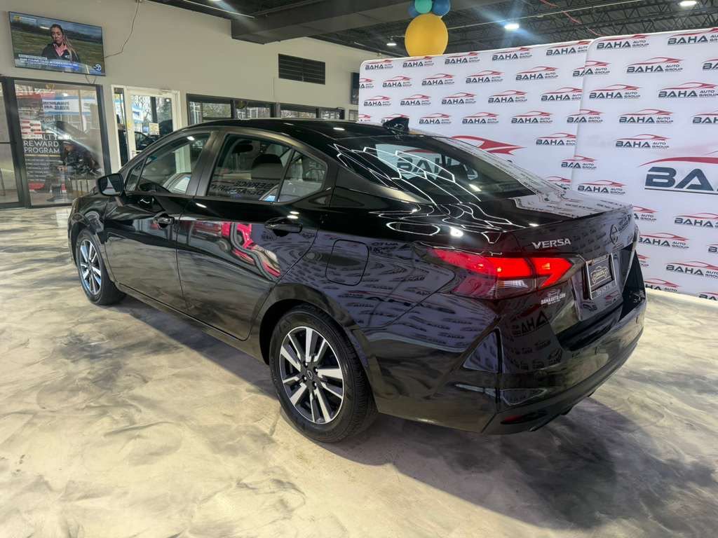Used 2025 Nissan Versa SV FWD image 8