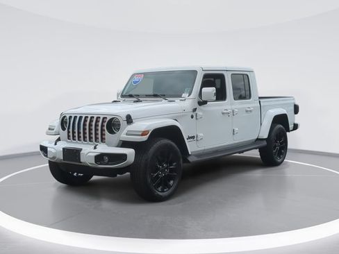 Used 2021 Jeep Gladiator Overland AWD/4WD image 1