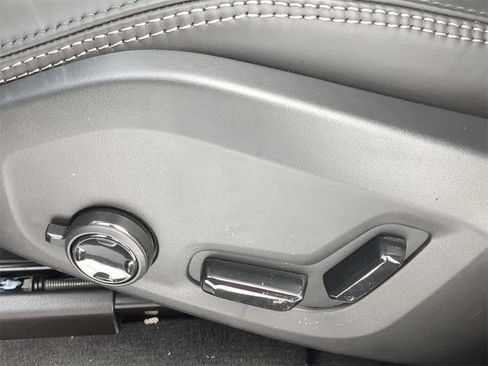 New 2026 Volvo XC60 B5 Ultra w/ Protection Package Premier image 16