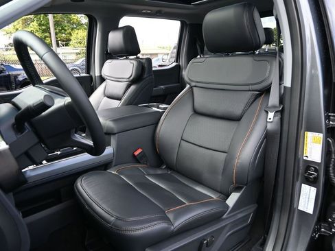 New 2026 Ford F350 Lariat w/ Black Appearance Package AWD/4WD image 13