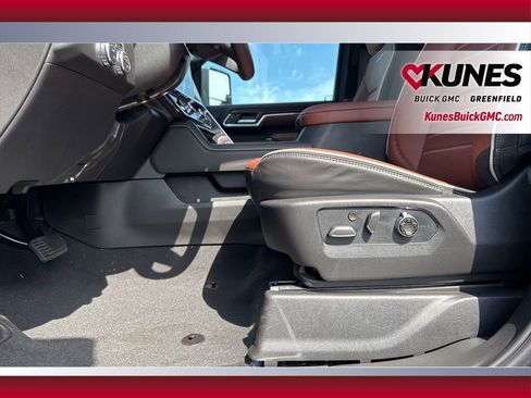 New 2025 GMC Sierra 3500 Denali Ultimate image 20