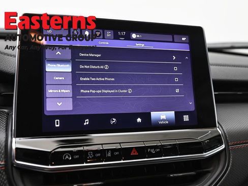 Used 2025 Jeep Compass Trailhawk AWD/4WD image 19