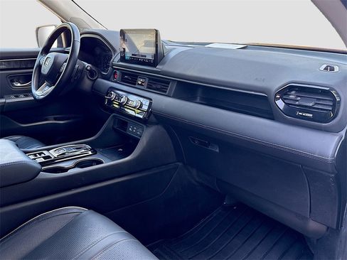 Used 2024 Honda Pilot Elite image 32