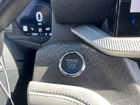 New 2026 Ford Explorer Platinum w/ LUX Leather Package image 15