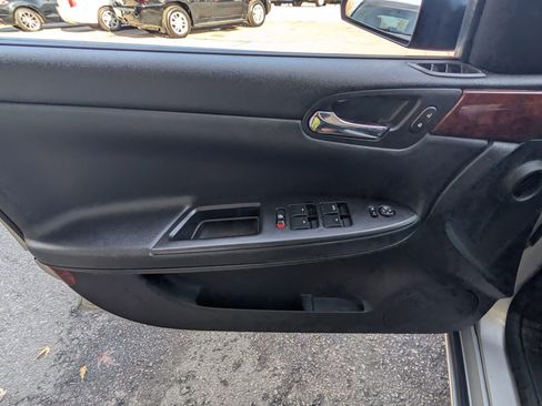 Used 2007 Chevrolet Impala LS FWD image 10