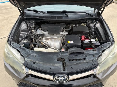 Used 2017 Toyota Camry SE image 27