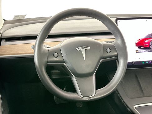Used 2023 Tesla Model 3 Standard Range RWD image 17