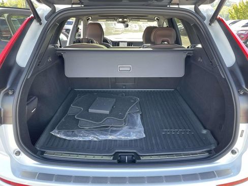 Used 2023 Volvo XC60 B5 Plus w/ Climate Package AWD/4WD image 30