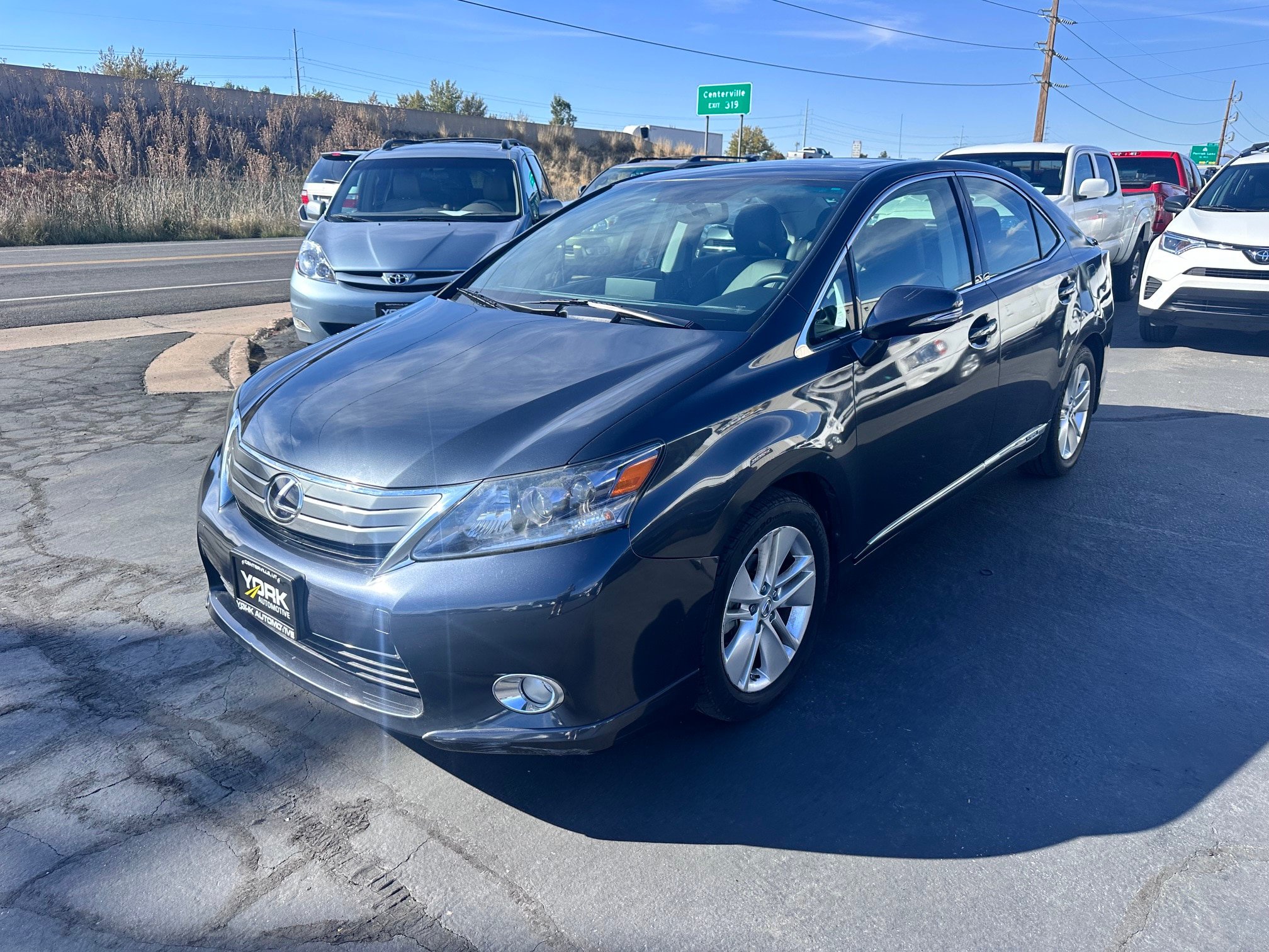 Used 2011 Lexus HS 250h FWD image 2