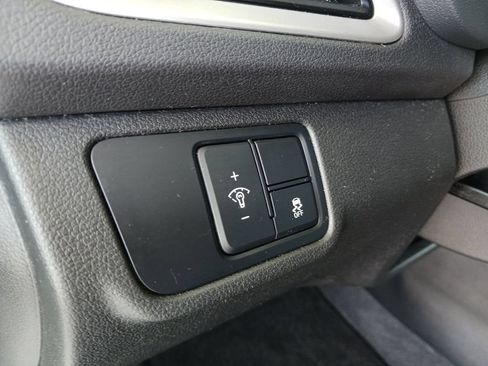 Used 2022 Hyundai Accent SEL FWD image 34