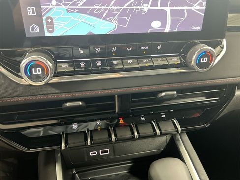 New 2026 Chevrolet Colorado Z71 image 16