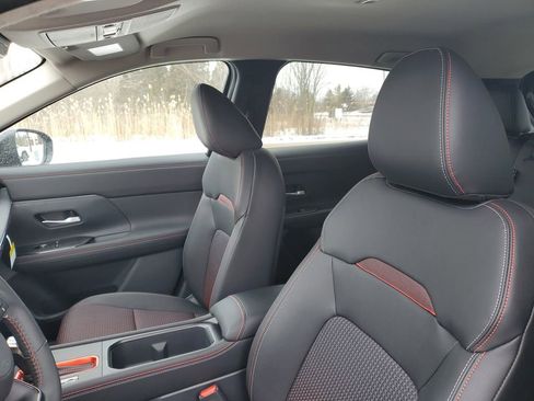 New 2026 Nissan Kicks SR image 10