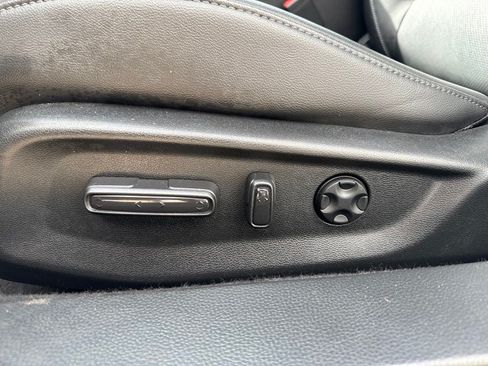 Used 2022 Honda Accord Touring image 10