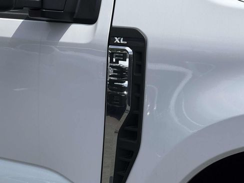New 2026 Ford F350 XL w/ FX4 Off-Road Package AWD/4WD image 2
