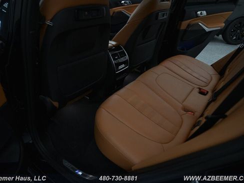 Used 2022 BMW X5 xDrive40i w/ M Sport Package AWD/4WD image 29