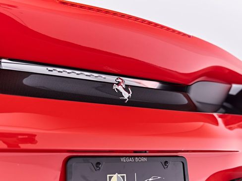 Used 2020 Ferrari 488 Pista Coupe RWD image 43