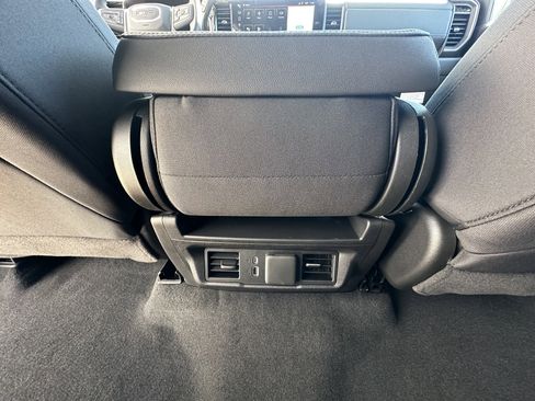 New 2026 GMC Sierra 1500 Elevation image 33