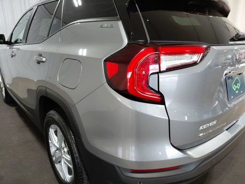 Certified 2023 GMC Terrain SLE w/ Driver Convenience Package AWD/4WD image 16