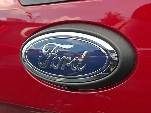 Used 2025 Ford Ranger Lariat w/ FX4 Off-Road Package AWD/4WD image 8