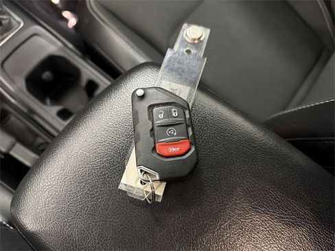 Used 2020 Jeep Wrangler Unlimited Sport image 29