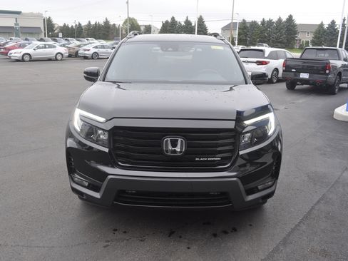Certified 2024 Honda Passport Black Edition image 2