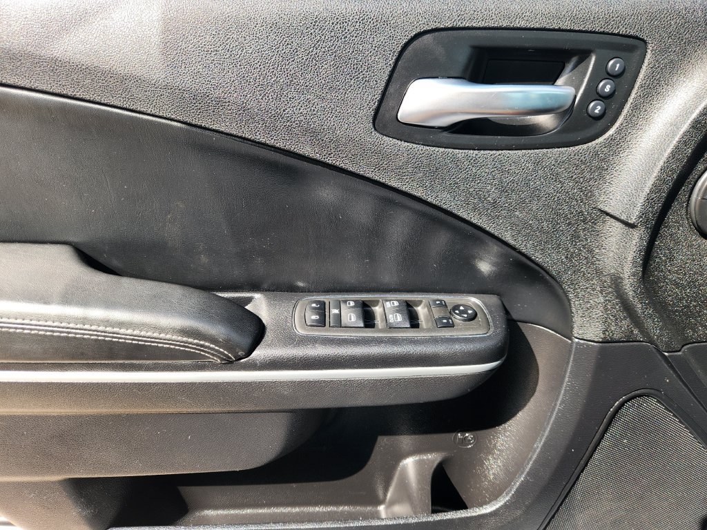 Used 2021 Dodge Charger SXT w/ Leather Interior Group RWD image 22