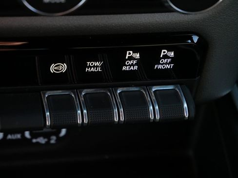 Used 2022 RAM 3500 Big Horn w/ Level C Equiment Group image 28