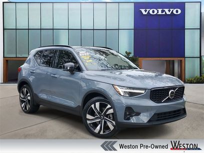Certified 2023 Volvo XC40 B4 Ultimate w/ Protection Package Premier