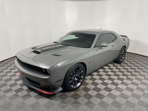 Used 2023 Dodge Challenger R/T Scat Pack image 9