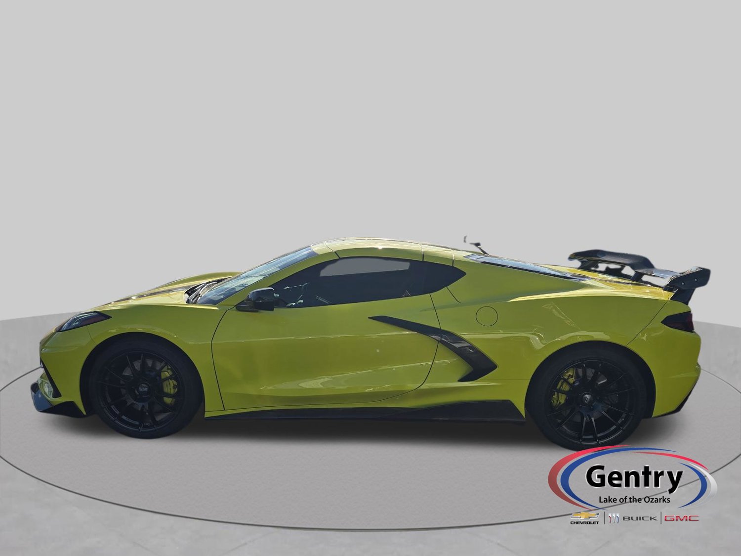 Used 2021 Chevrolet Corvette Stingray Preferred Cpe w/ Z51 Performance Package RWD image 8