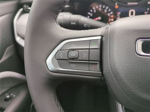 New 2026 Jeep Compass Latitude image 24