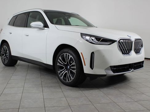 New 2026 BMW X3 xDrive30 w/ Convenience Package image 7