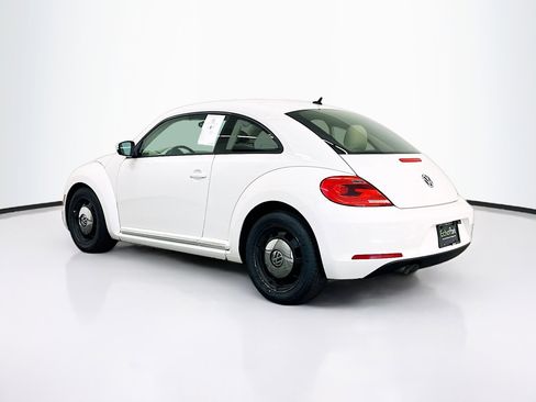 Used 2013 Volkswagen Beetle 2.5 image 5
