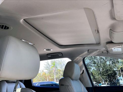 Used 2021 Buick Enclave Essence w/ Sound and Sites Package image 13