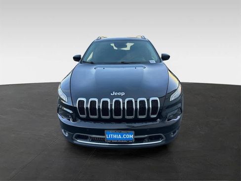 Used 2018 Jeep Cherokee Limited w/ Technology Group image 7
