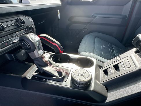 New 2026 Ford Bronco Heritage Edition AWD/4WD image 12
