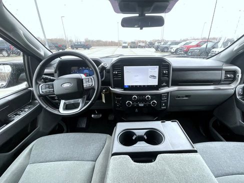 Used 2025 Ford F150 XLT w/ Equipment Group 301A Standard image 13