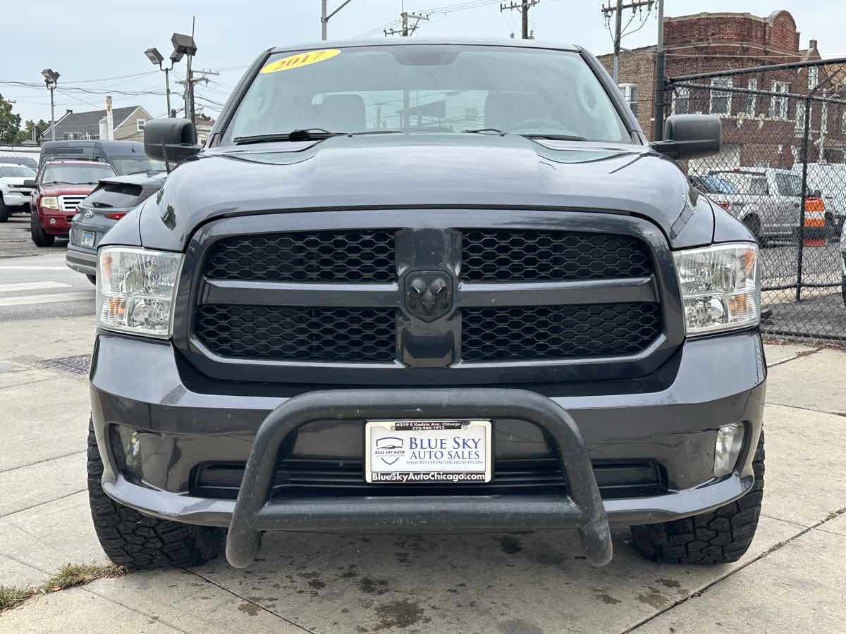Used 2017 RAM 1500 Express AWD/4WD image 2