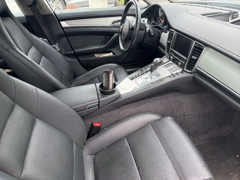 Used 2015 Porsche Panamera 4 image 78