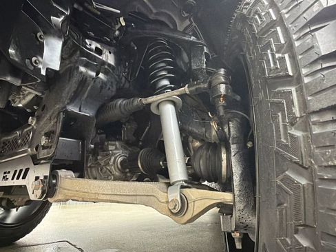 Used 2025 RAM 1500 Laramie w/ Night Edition image 16