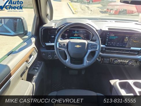 Used 2026 Chevrolet Silverado 1500 LT AWD/4WD image 11