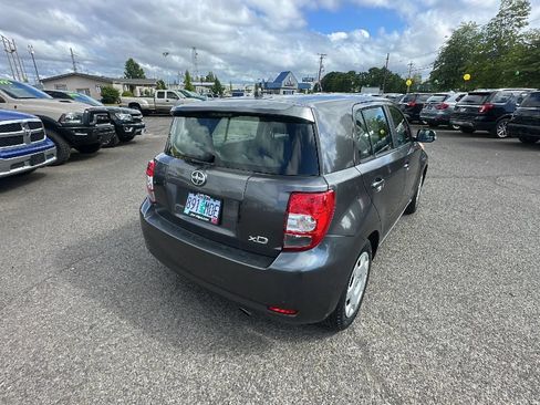 Used 2011 Scion xD FWD image 4