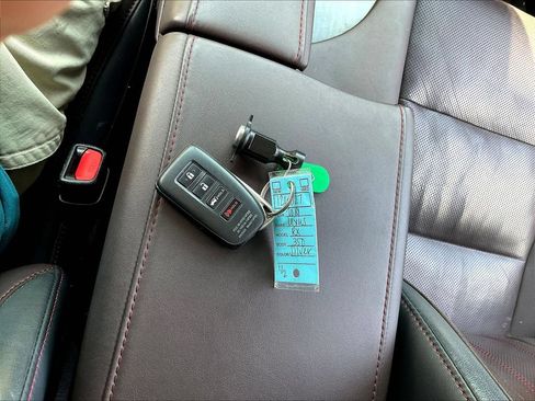 Used 2019 Lexus RX 350 FWD w/ Premium Package image 36
